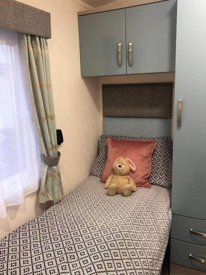 Superior 6 Berth Holiday Home In Suffolk Саксмундхэм Экстерьер фото