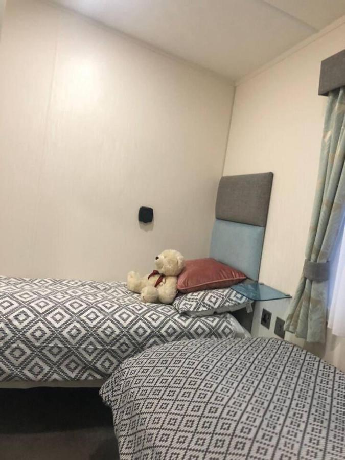 Superior 6 Berth Holiday Home In Suffolk Саксмундхэм Экстерьер фото