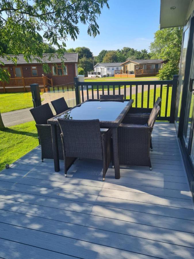 Superior 6 Berth Holiday Home In Suffolk Саксмундхэм Экстерьер фото